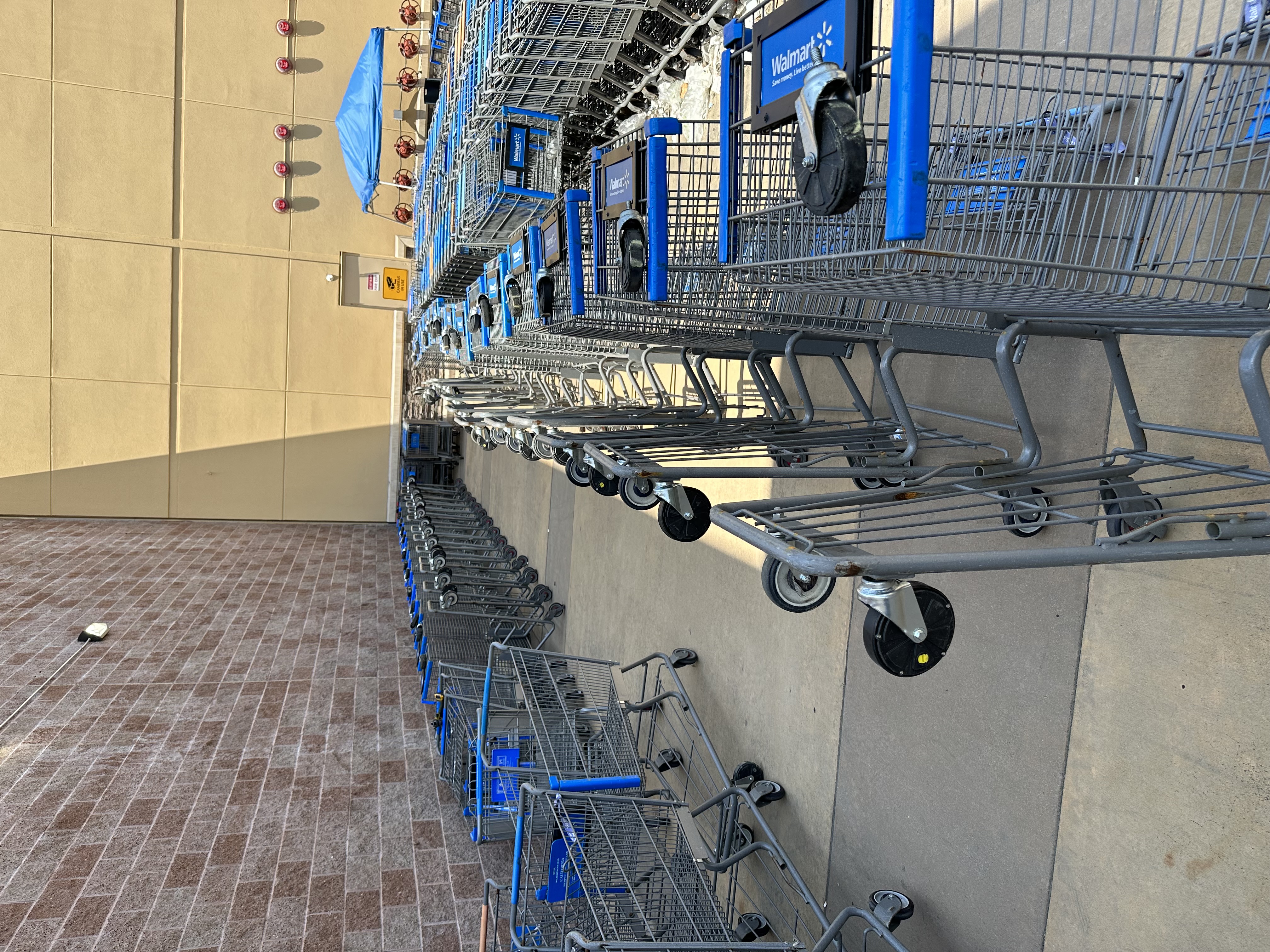 Cart wheel maintenance